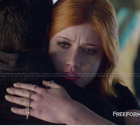 Wornontv Clarys Silver Five Finger Chain Ring On Shadowhunters