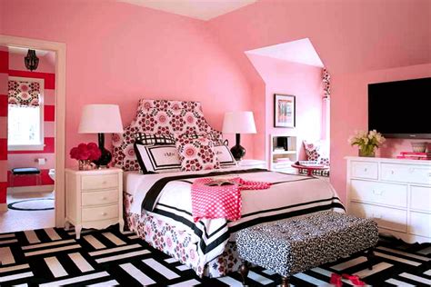 12 Romantic Master Bedroom Décor Ideas For Small Space