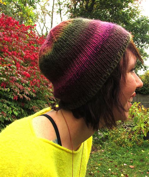 The briar cardigan is cosy and oversized with loose, slouchy sleeves. Knitting Patterns Galore - One Skein Slouchy Hat