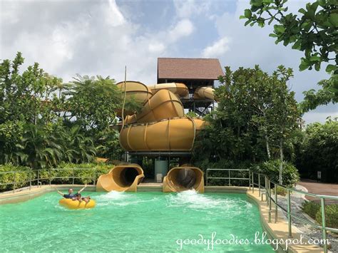Desaru coast adventure waterpark is a largest water park in malaysia.check out the desaru desaru coast adventure waterpark. GoodyFoodies: Adventure Waterpark, Desaru Coast Malaysia