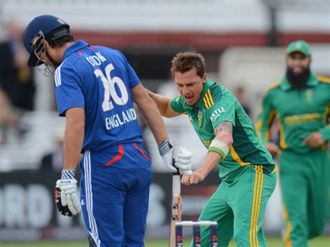 Stay informed with the latest live score information, results, standings and schedule. England vs South Africa 2nd T20 Live Cricket Score Today