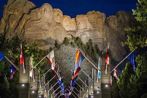 Private Black Hills Monument Package From 325 Cool Destinations 2023