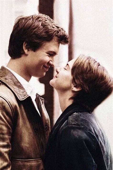Pιnтereѕт ѕaѕѕмaѕтer101 Fault In The Stars The Fault In Our Stars Movie Couples