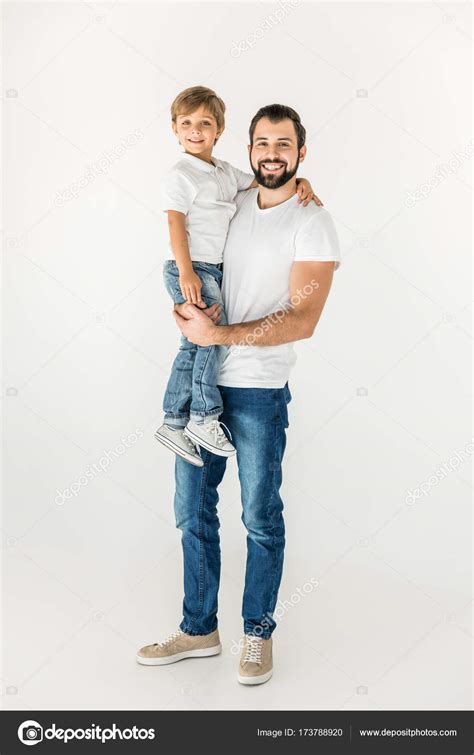 Feliz padre e hijo juntos fotografía de stock AllaSerebrina Depositphotos