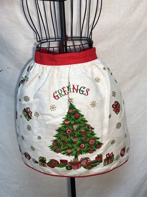 Retro Holiday Apron Linen Christmas Tree | Etsy | Holiday aprons, Holiday kitchen, Vintage holiday