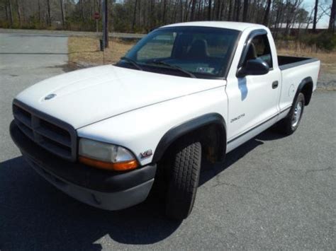 Purchase Used 1998 Dodge Dakota Pickup 39l V6 Magnum White Tow Package