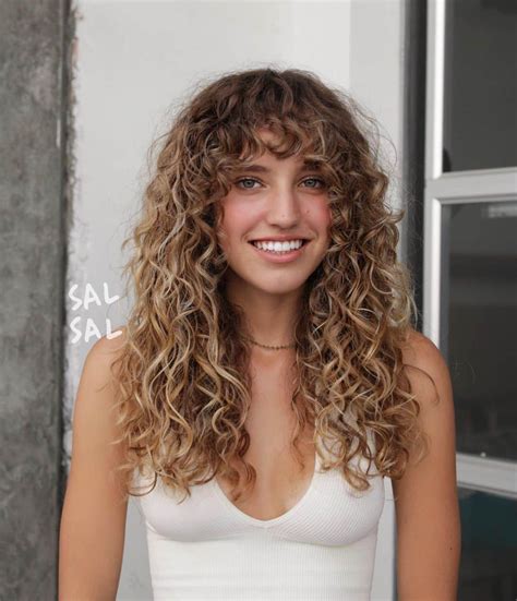 Details More Than 85 Natural Long Curly Hairstyles Best Ineteachers