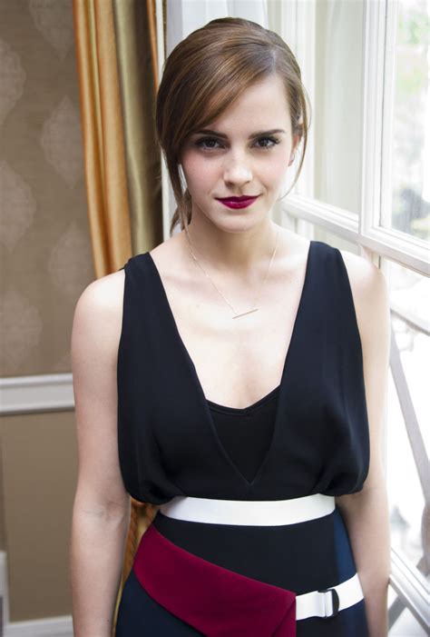 Emma Watson At Noah Photocall At Four Seasons Hotel In Los Angeles