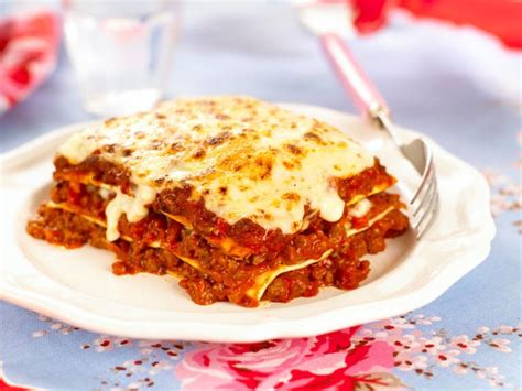 Delicious And Easy Beef Lasagne Recipe Annabel Karmel