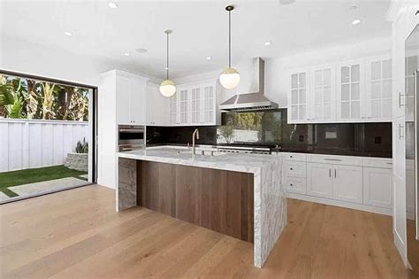And at least 560 inches for a large kitchen. Kitchen Island Size Guidelines - Designing Idea