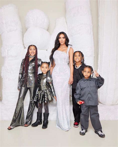 Kim Kardashian Celebrates Christmas With 4 Kids Niece Dream Photos