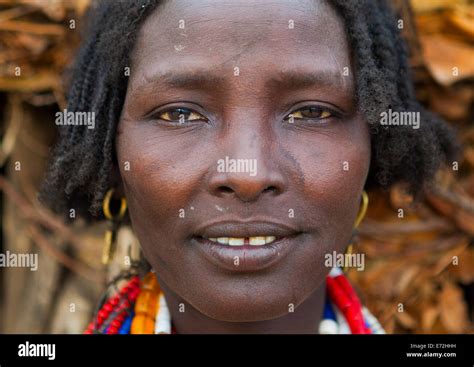Erbore Tribe Woman Erbore Omo Valley Ethiopia Stock Photo Alamy