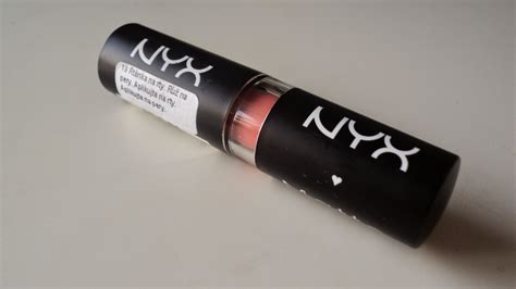 The Make Up Hotspot Nyx Matte Lipstick Nude Nu Review Hot Sex