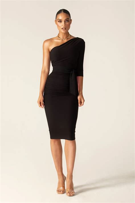 Final Sale A Lesson In Bold Refinement The Dolly Dress Is A Perfect