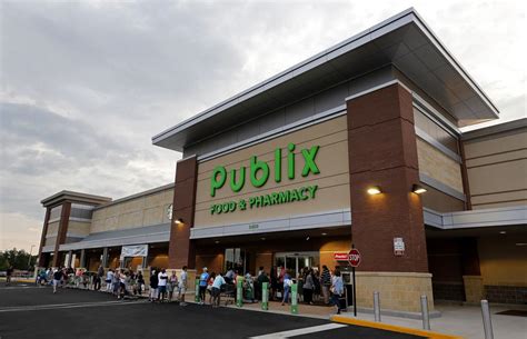 Richmond Regions First Publix Grocery Store Opened Saturday Morning To