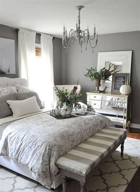 A farmhouse bedroom can be the best option. 35 Farmhouse Bedroom Design Ideas You Must See | Small ...