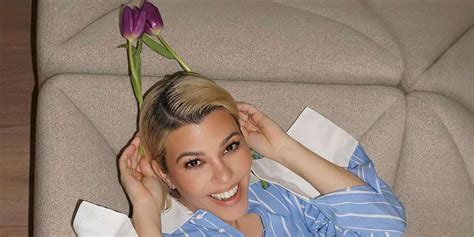 Kourtney Kardashian Tried Out The Pantsless Trend With An Oversized