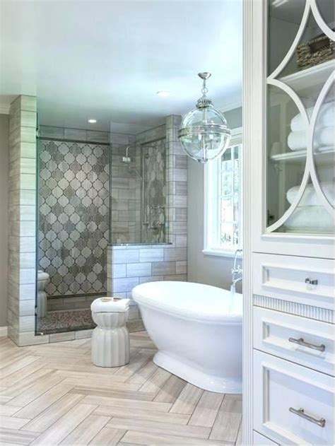 What are the best quality towels to buy? 10x10 bathroom layout - Google Search | Bathroom remodel master, Bathroom layout, Small bathroom ...