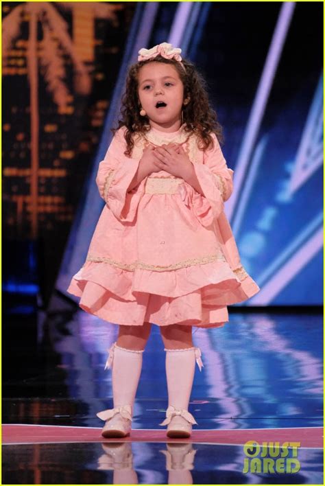 Photo Five Year Old Girl Sings Frank Sinatra In Adorable Agt Audition