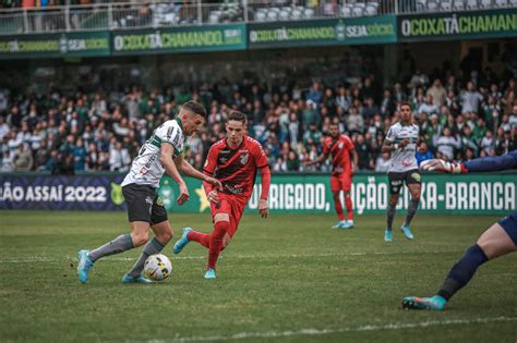 Athletico PR x Coritiba escalações arbitragem e onde assistirJogada