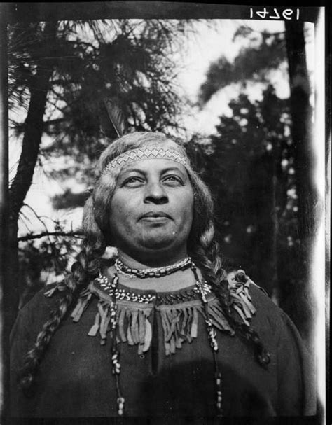historic photographs of wampanoag people and places indigenous americans