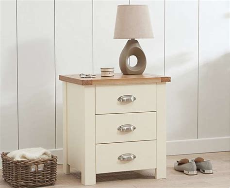 Roseland furniture farrow cream 2 over 3 chest of drawers | country farmhouse painted solid wood with oak top bedroom chest of 5 drawers, fully assembled 90 x 85 x 38 cm 4.3 out of 5 stars 19 £329.95 £ 329. Somerset Oak and Cream 3 Drawer Bedside Table | Wooden bedside cabinets, Bedside cabinet ...