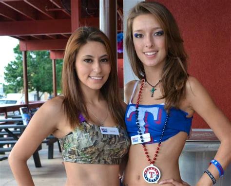 Waitresses’ Racy Body Paint Has Lewisville Looking At Redefining Nudity Lewisville Dallas News