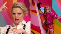 How Kate McKinnon Pulled Off WEIRD Barbie’s EXTREME Splits (Exclusive ...