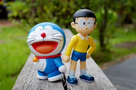 10 Foto Doraemon Sedih Romi Gambar