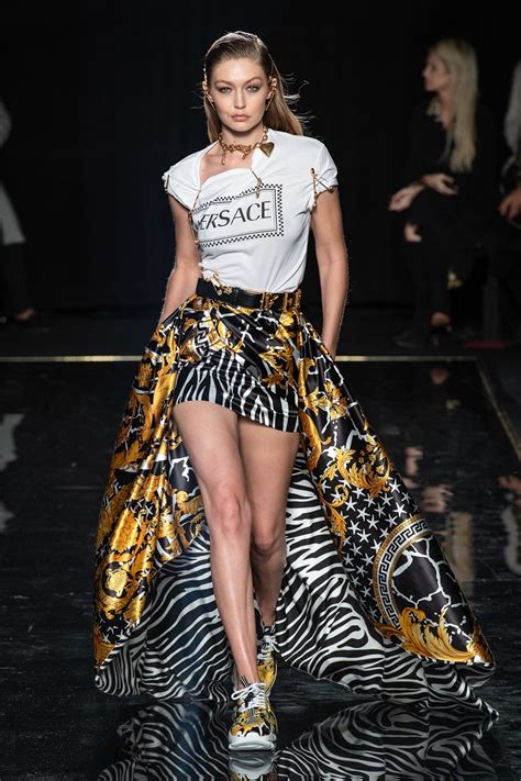 Top Models Heat Up The Versace Pre Fall 2019 Fashion Show In Nyc