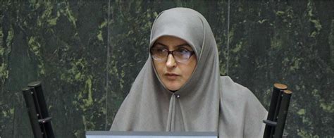 عضو فراکسیون زنان مجلس در کابینه روحانی وزیر زن وجود ندارد ایران