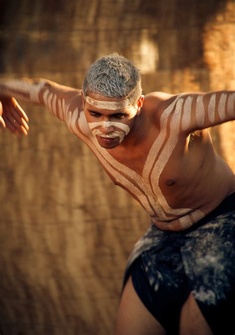 Traditional Aboriginal Dance Uluru Northern Territory Au Flickr