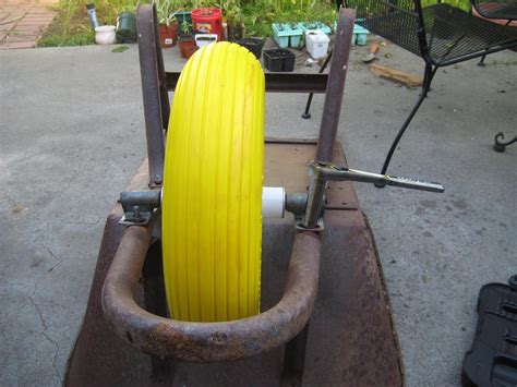 Howto Replace Wheelbarrow Wheel With Foam Core Wheel
