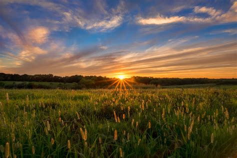 The term refers to the area in front of, and behind the subject, that the camera is focused on that is acceptably sharp. Sunset photography camera settings for beginners: Digital ...