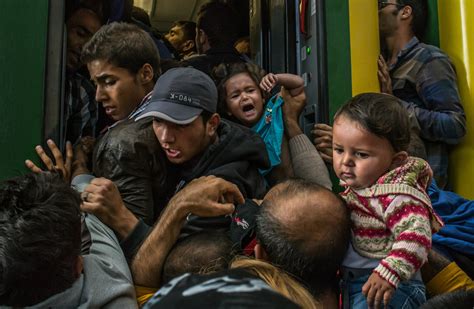 Migrant Chaos Mounts While Divided Europe Stumbles For Response The New York Times