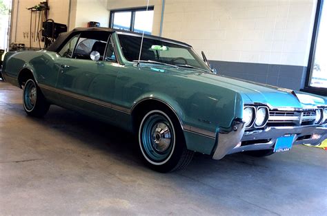 66 Oldsmobile Cutlass Hartland Service