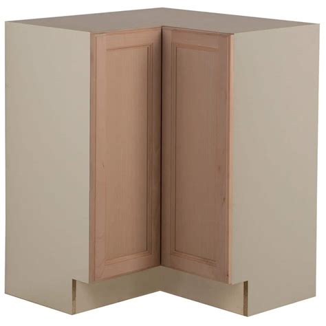 Hampton Bay Easthaven Shaker Assembled 277 In X 345 In X 277 In