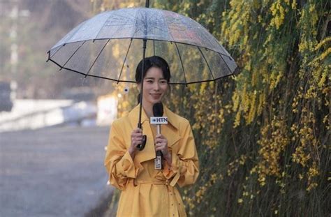 9 Potret Lim Ji Yeon Di The Glory Adu Aktingnya Dengan Song Hye Kyo Bikin Kepo