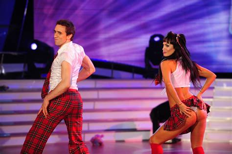 Momento emitido el jueves 27 de junio de 2019 en showmatch. HOT POSE SILVINA ESCUDERO: Video: Silvina Escudero - Gala ...