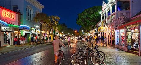 Steps from duval street, the duval inn is close enough to everything key west has to offer, yet secluded duval inn key west ~ key west guesthouse & inn 511 angela street. Luxury Accommodations ON DUVAL STREET Available for Key ...
