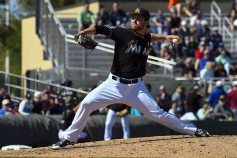Marlins Left Hander Dillon Peters Out With Fractured Thumb
