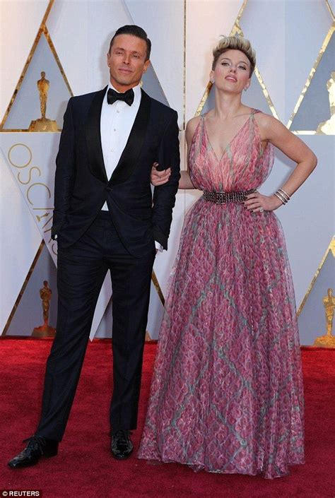 Scarlett Johansson Was Scolded By Samuel L Jackson At The Oscars