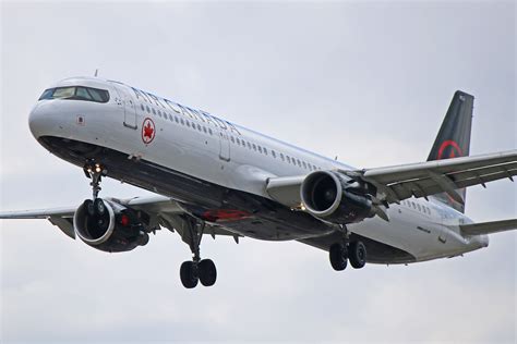 C Giub Air Canada Airbus A321 200 In Latest Livery