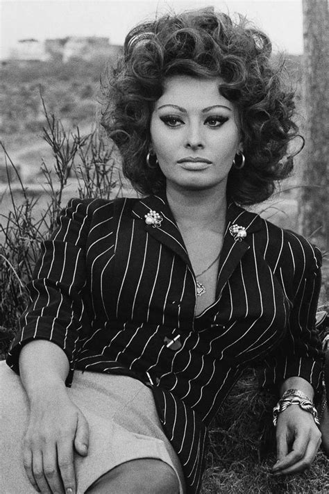 Pin By Rob On Sophia Loren Sophia Loren Images Sophia Loren Sofia Loren