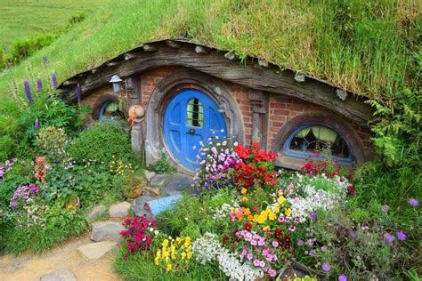 Hobbiton Village New Zealand 🇳🇿️ Earthship Hobbit House