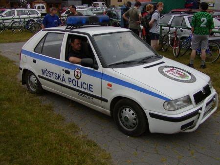 Hodině odpolední přijali operátoři tísňové linky oznámení o loupežném přepadení peněžního. Městská policie Doksy | Policie ČR