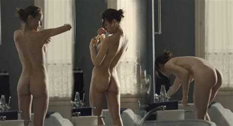 Natalia Verbeke Desnuda En Topless Y Escenas De Sexo