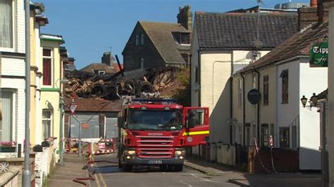 great yarmouth fire demolition under way bbc news