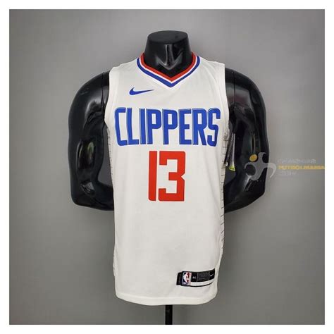 La clippers forward paul george cuts to receive an inbound pass at the end of the first quarter in a game against the utah jazz, then rises up for a fadeaway jumper over the outstretched arms of two. Camiseta NBA Paul George Los Angeles Clippers Blanco 2020-2021