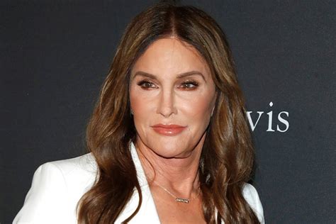 Caitlyn Jenners Run For California Governor Slammed As Celebs Pile In Claiming ‘republicans